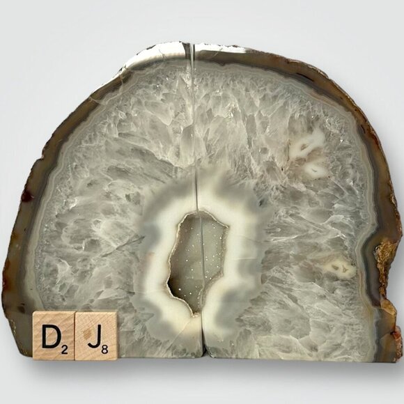 Agate Crystal bookends with Geode Center, Natural stone, Bookshelf Decor, Unique - Picture 13 of 16